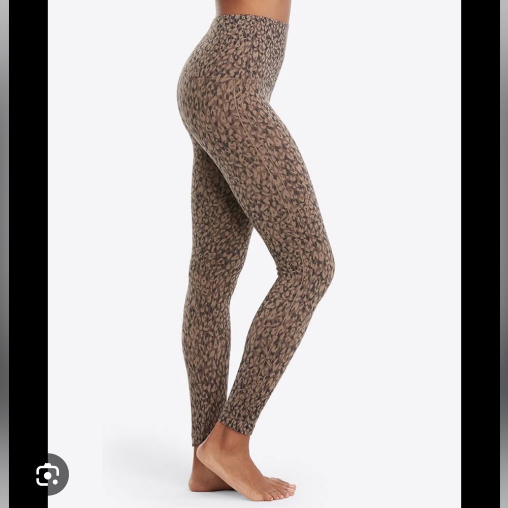 Spanx EcoCare Leggings in Leopard - Picture 2 of 6